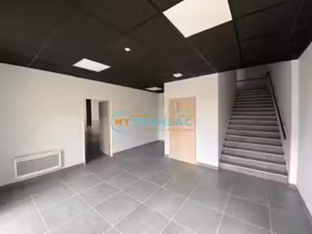 vente local industriel 153 m² courtry (77181)