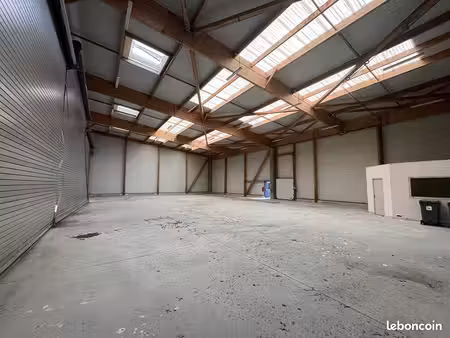 entrepôt 625 m² marcé