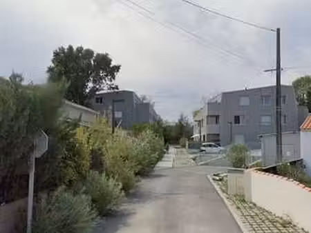 location garage box et parking à bouguenais (44340) : à louer / bouguenais