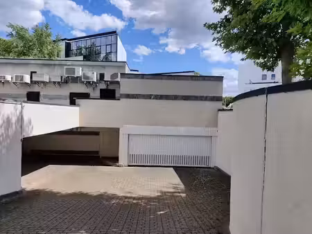 location parking 12 m² à gennevilliers (92230)  60 €