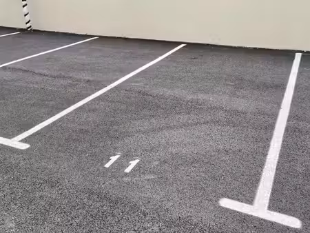parking à louer - saint-raphaël (83) - 40€