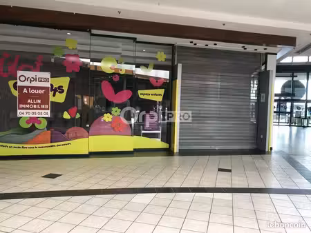 local commercial 87 m²