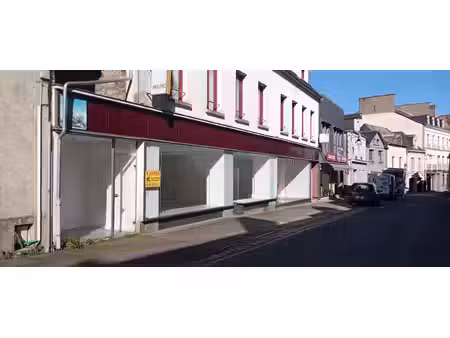 35 la guerche de bretagne  centre ville  local commercial 14
