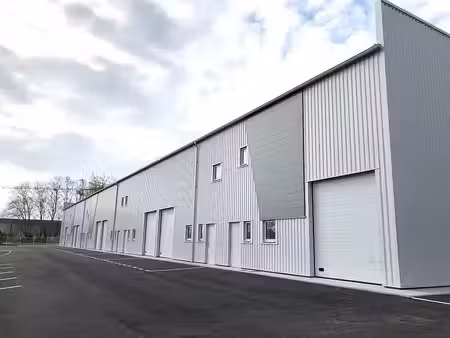 location local d'activités lespinasse 641 m²