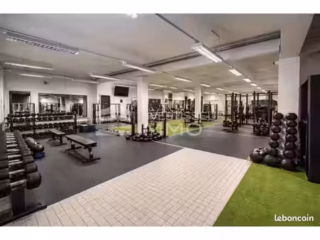 local salle de sport 850 m²