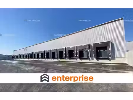 location local commercial