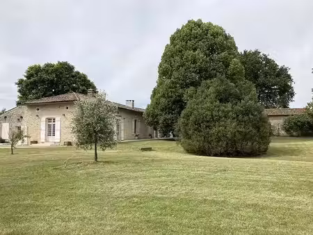 maison de campagne exclusive de 285 m2 en vente chepniers  nouvelle-aquitaine