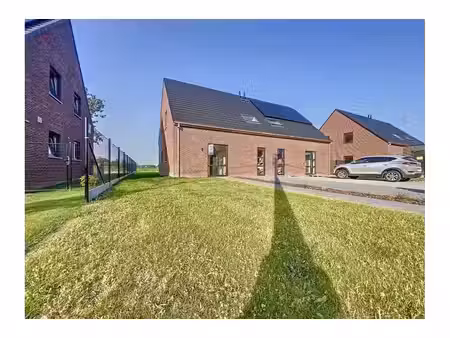 maison à vendre avec terrasse et jardin   saint-léger (vbb46308)