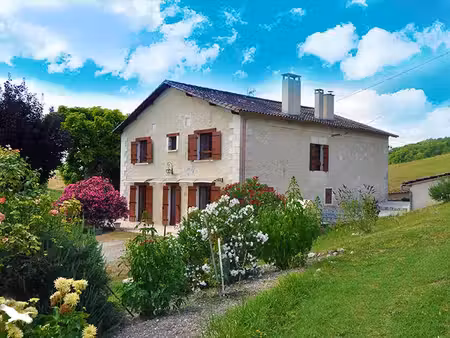 vente maison 8 pièces 215 m² grand-brassac (24350)