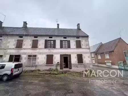 vente maison 8 pièces 149 m² à peyrat-la-nonière (23130)  55 500 €