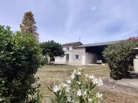 vente maison 8 pièces 179 m² saint-césaire (17770)
