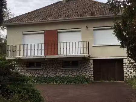 loue emplacement de parking extérieur vacances dans propriété