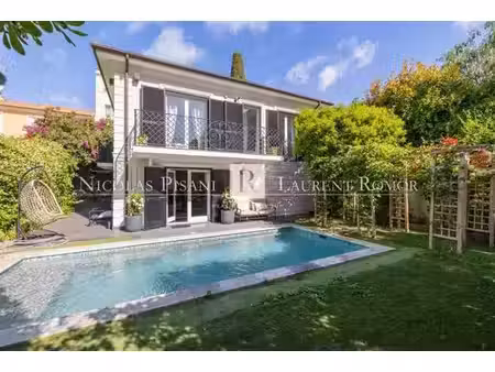 villa de 5 pièces de luxe en location beaulieu-sur-mer  provence-alpes-côte d'azur