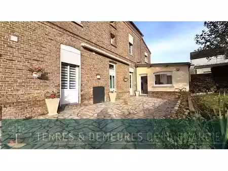vente maison 9 pièces 216 m² à woincourt (80520)  286 200 €