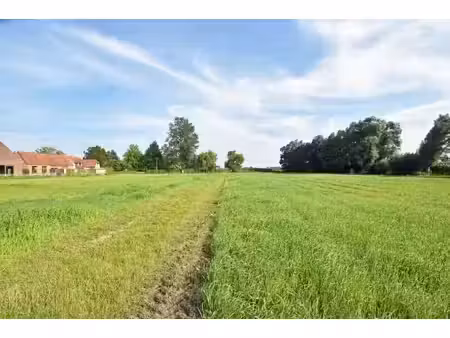 makkelijk toegankelijk stuk landbouwgrond nabij het centr...