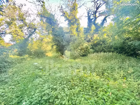 terrain 986 m² manthes