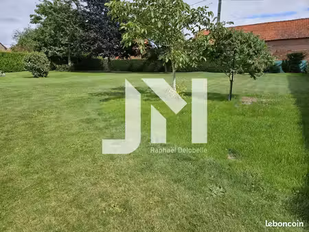 terrain 750 m² sebourg