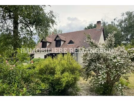 maison de type solognote dans village proche lamotte