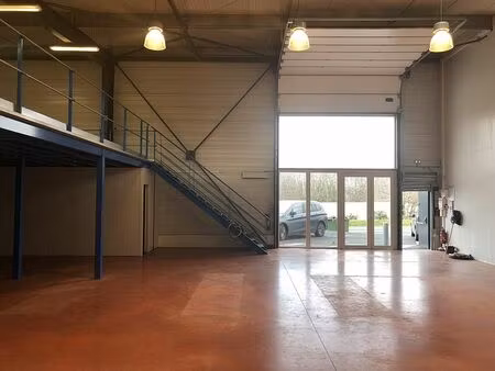 location local d'activités yvrac 300 m²