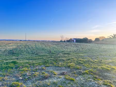 terrain à vendre saint sixte 9000m2 88 800€