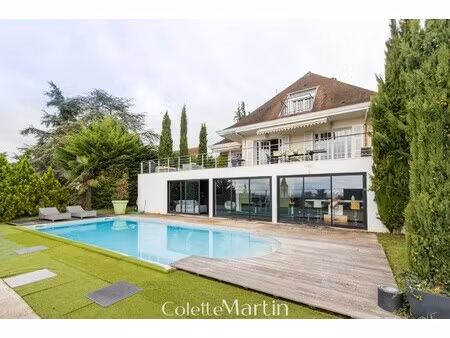 maison de luxe à vendre à corcelles-les-monts