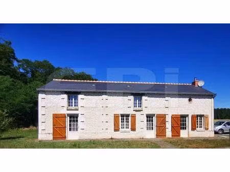 vente maison 6 pièces 171 m² beuxes (86120)