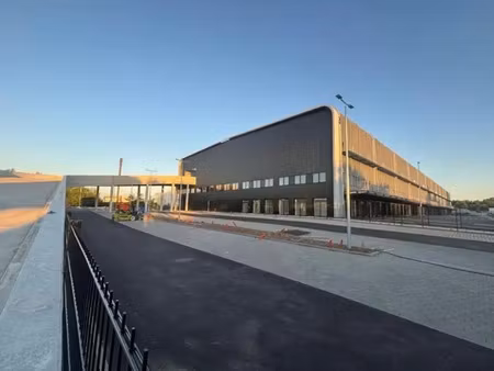 location entrepôt lezennes 59260