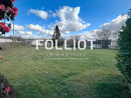 terrain à vendre à coutances 885m² a proximité du centre-ville