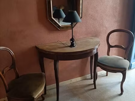 location meublée appartement 1 pièce 30 m² à aramon (30390)  380 €