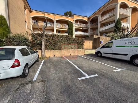 vente parking à le tholonet (13100)  23 000 €