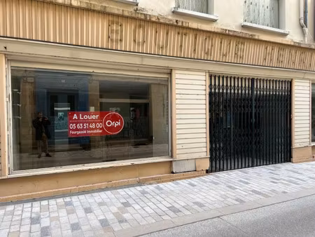 location locaux professionnels 112 m² à castres (81100)  575 €