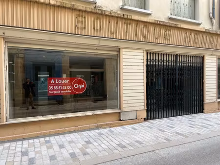 location locaux professionnels 112 m² à castres (81100)  645 €