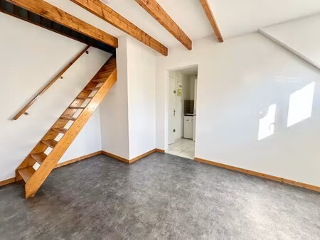 a louer studio mezzanine
