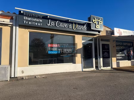 local commercial de 70m2 à ponteilla