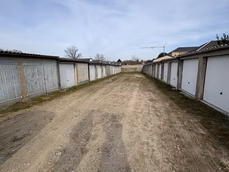 vente garage 512 m²