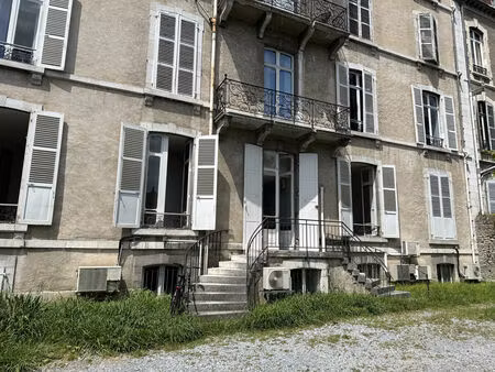 vente bureau 440m2 pau 64000 - 525000 € - surface privée