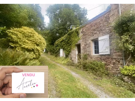 maison en pierres en hameau - beganne