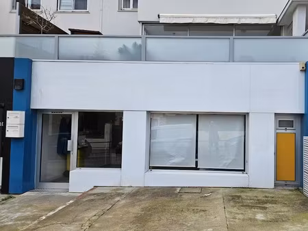 vente locaux professionnels 62.29 m² à le cannet (06110)  192 000 €