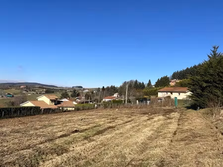 vente terrain 830 m² à violay (42780)  83 000 €