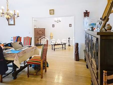 appartement de 97 m² en copropriété dans une résidence sécurisée   3 chambres deux salles 