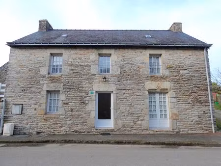 maison familiale de caractère avec de beaux volumes