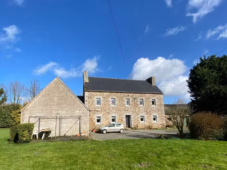 authentique bâtisse en pierre du xviiie siècle de 121m2 la