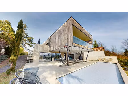 riorges produit d'exception - villa d'architecte avec vue imprenable avec piscine