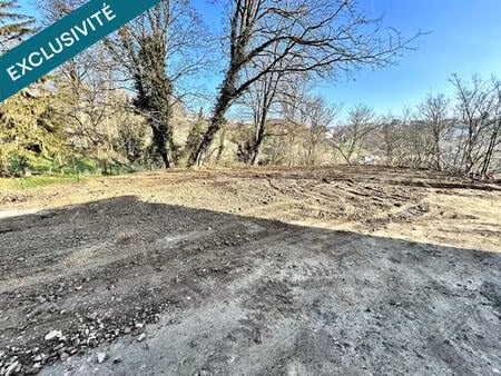 terrain à bâtir  viabilisé et libre constructeur