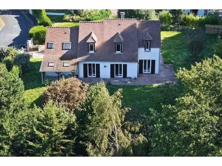 dpt yvelines (78)  à vendre proche montfort l'amaury  maison 6 pièces de 185 m² - terrain 