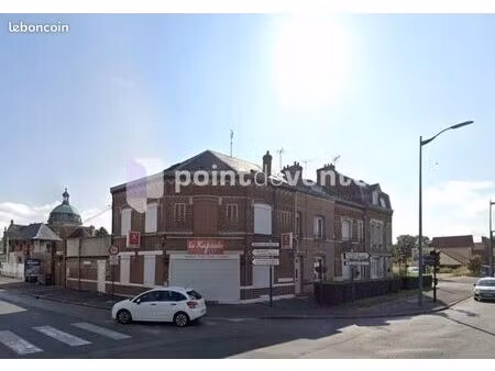 local commercial 200 m²