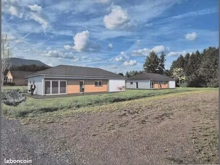 terrain 2261 m² raves