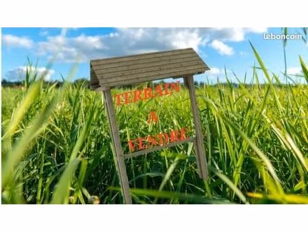 terrain 7436 m² lanhouarneau