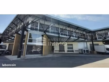 local d'activité 1 410 m²