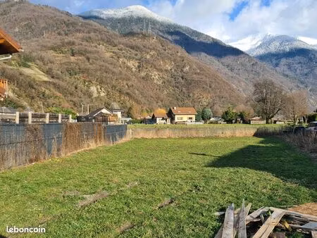 terrain 556 m² albertville